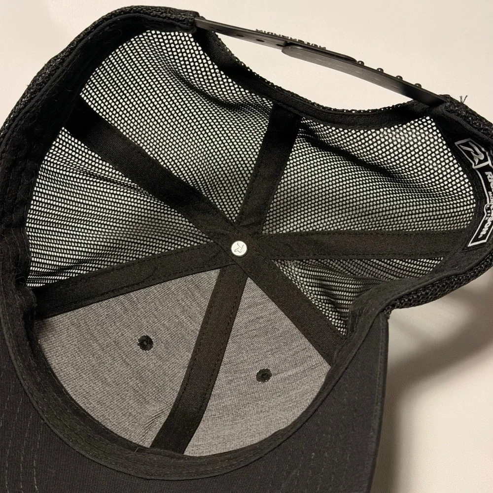 Richardson 112 trucker